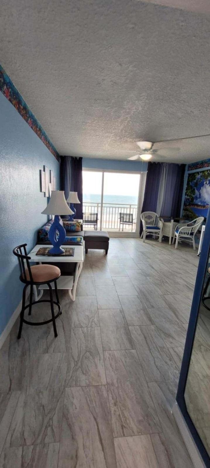 شقة Ocean Breeze - Direct Ocean Front-Pool Is Open دايتونا بيتش المظهر الخارجي الصورة