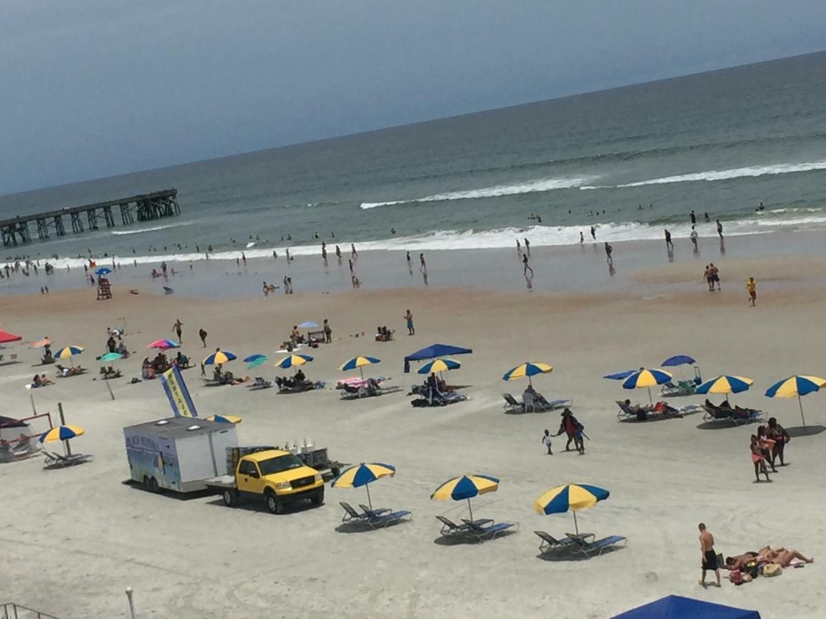 شقة Ocean Breeze - Direct Ocean Front-Pool Is Open دايتونا بيتش المظهر الخارجي الصورة
