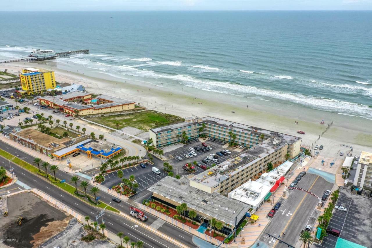 شقة Ocean Breeze - Direct Ocean Front-Pool Is Open دايتونا بيتش المظهر الخارجي الصورة